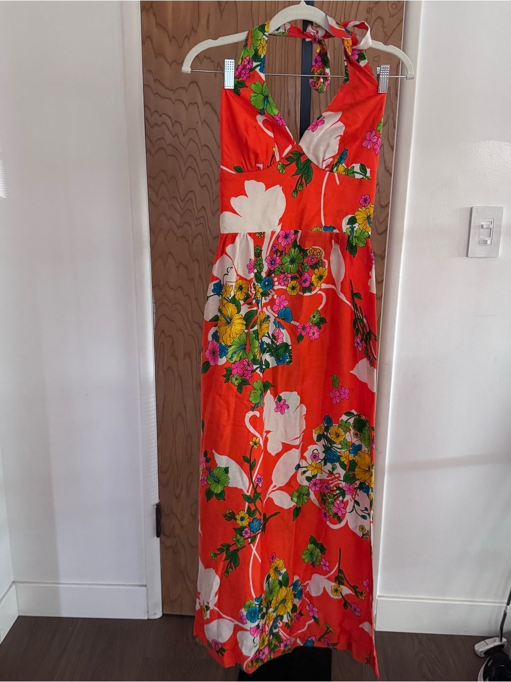 Sun Fashions of Hawaii Honolulu Vibrant Orange Floral Halter Maxi Dress 10